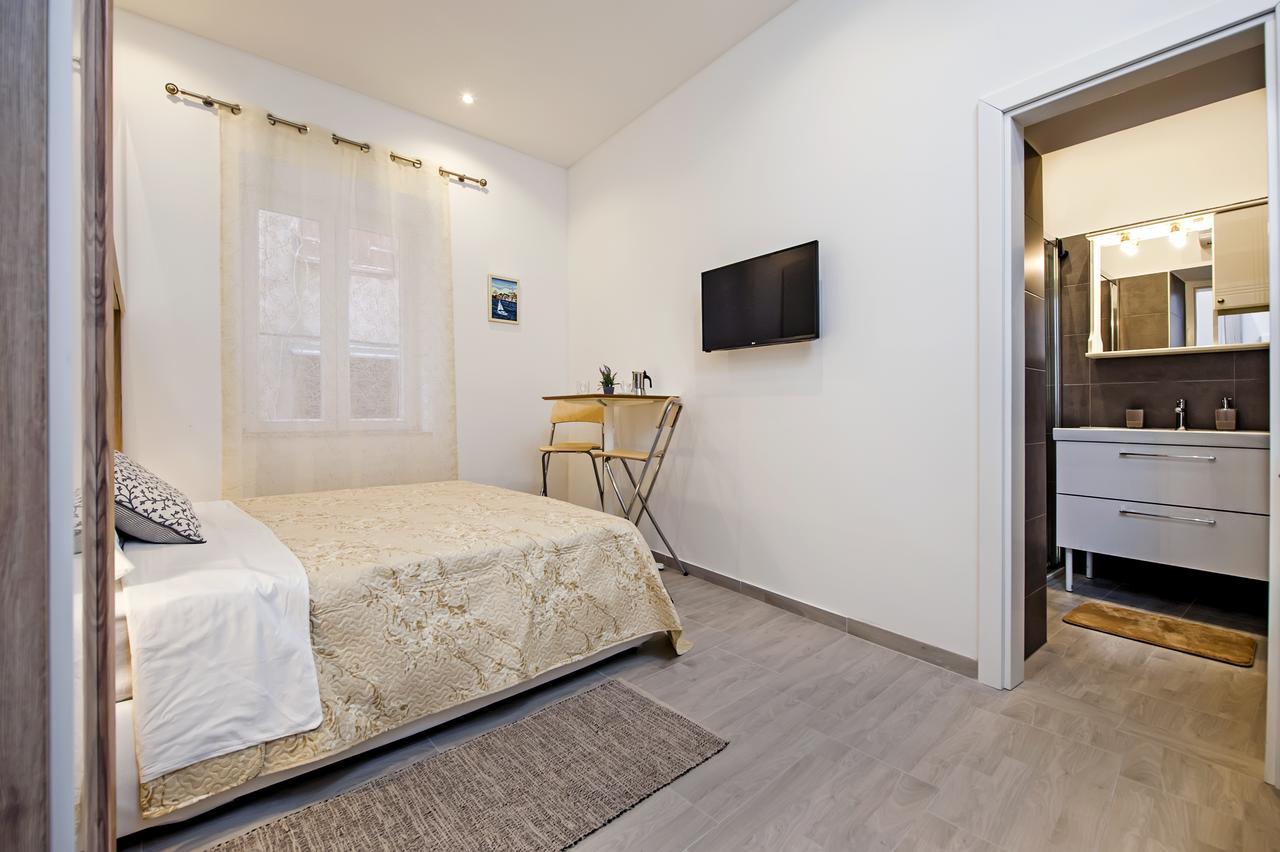 Garzoto Rooms And Studios Rovinj Luaran gambar