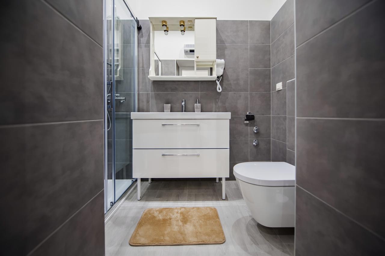 Garzoto Rooms And Studios Rovinj Luaran gambar