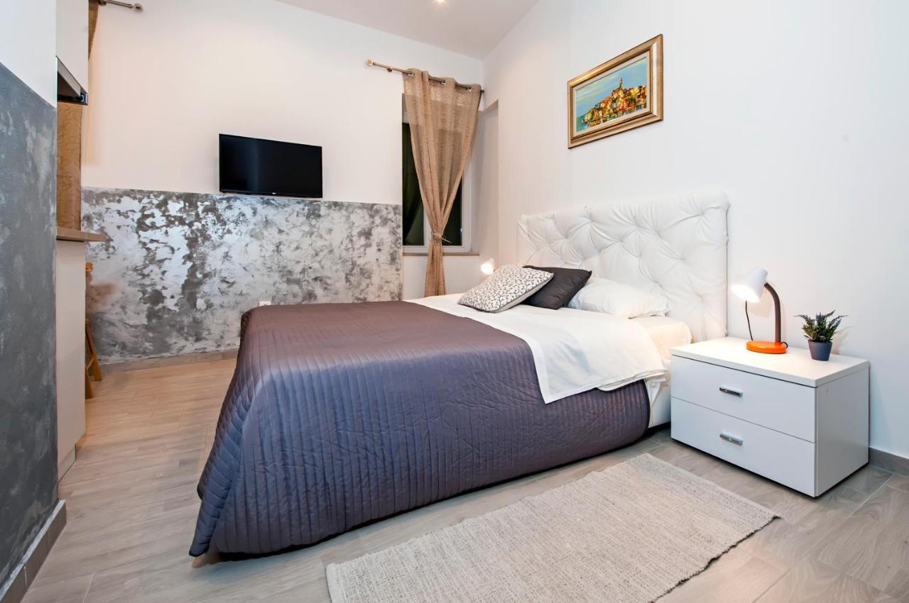 Garzoto Rooms And Studios Rovinj Luaran gambar